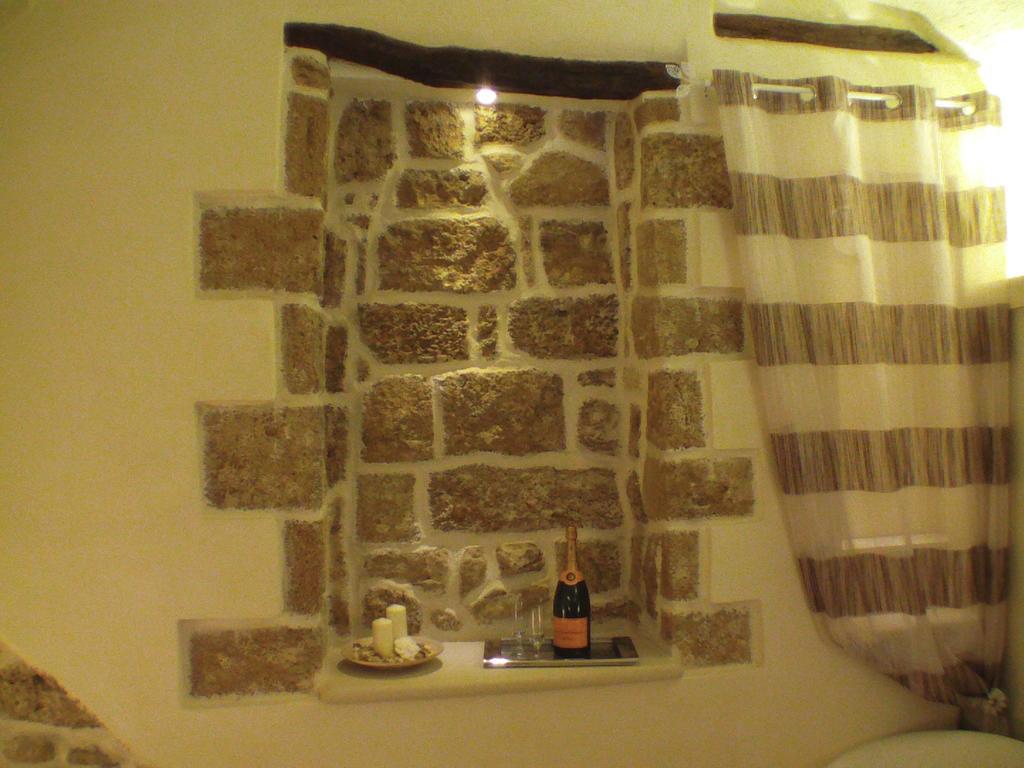 Bed and Breakfast La Grotta Mesagne Exterior foto
